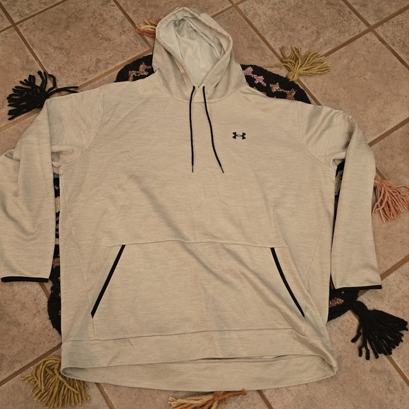 Under Armour Men's Light Gray Hoodie - Picture 1 of 6